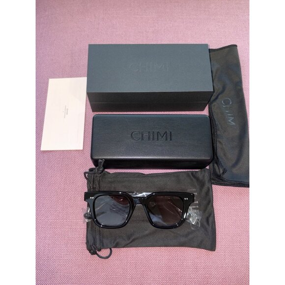 Chimi 04 Sunglasses in Black New Unisex Sunnies - Picture 8 of 13